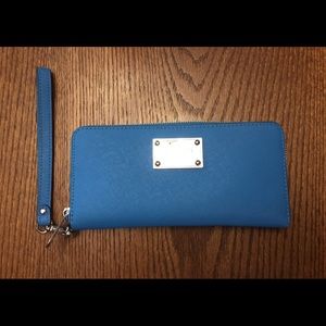 Michael Kors Summer Blue Wallet